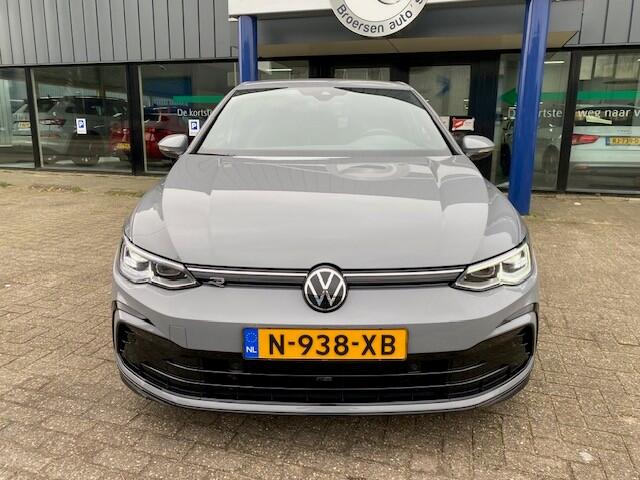 Volkswagen GOLF 1.5 eTSI R-Line | 130PK | Automaat | Navigatie |