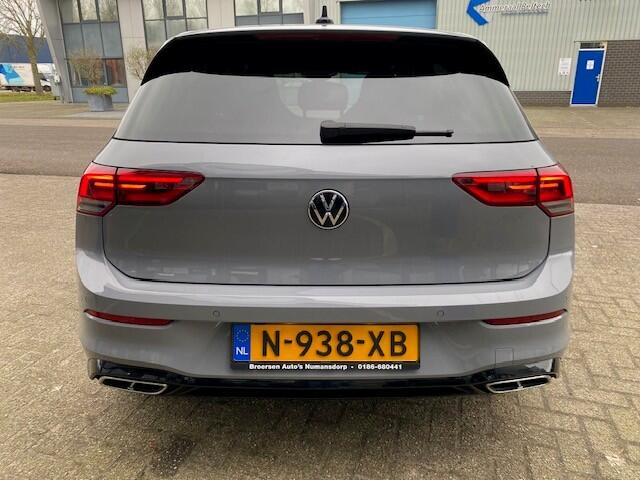 Volkswagen GOLF 1.5 eTSI R-Line | 130PK | Automaat | Navigatie |