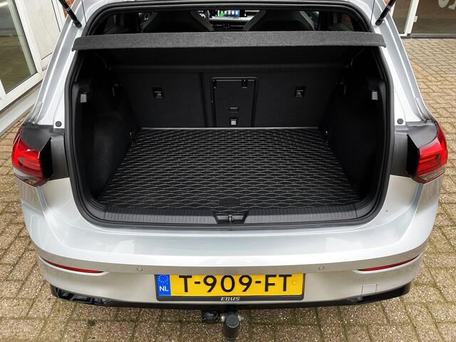 Volkswagen GOLF 1.5 TSI R-Line