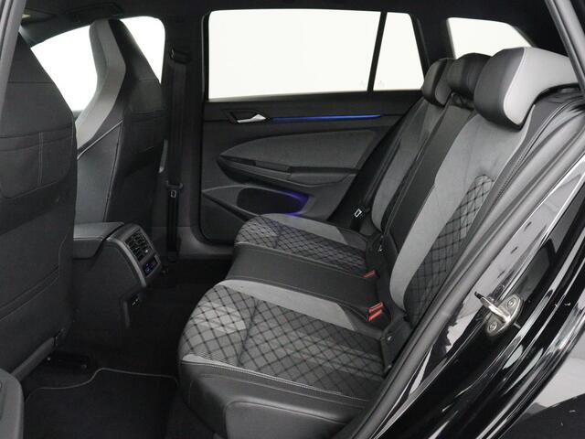 Volkswagen GOLF 1.5 eTSI R-Line | Trekhaak | Stoelverwarming | Camera | Sportstoelen | Carplay | Navigatie | Sfeerverlichting | Climate control | Parkeerhulp | Adaptive cruise | File Assistent