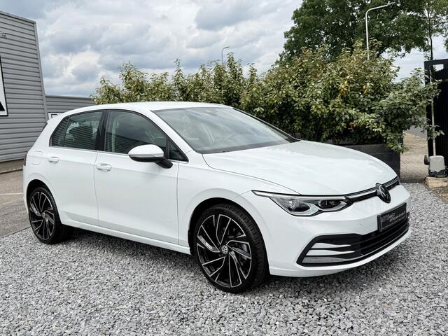 Volkswagen GOLF 1.4 eHybrid Style Navi|IQLight|Memoryinter|Stuuverw 204PK