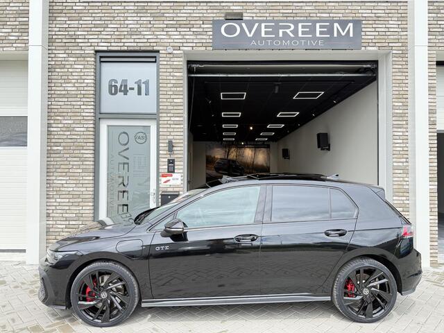 Volkswagen GOLF 1.5 eHybrid 272PK DSG GTE "Black Style" | Pano | HUD | 360 Camera | Adapt. Cruise | Mistlampen |