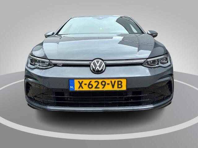 Volkswagen GOLF 1.5 eTSI 130pk DSG R-Line · Apple/Android Car Play · P-Sensoren · Navigatie · Sfeerverlichting · 17 Inch · Garantie t/m 12-02-2028 of 100.000km