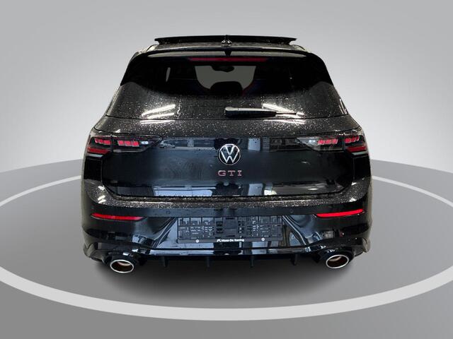 Volkswagen GOLF 2.0 TSI 300pk DSG GTI Clubsport · Nürburgring Modus · Panoramadak · Head-Up · 360 Camera · 19'' Inch · Harman Kardon · Garantie t/m 27-08-2030 of 100.000km
