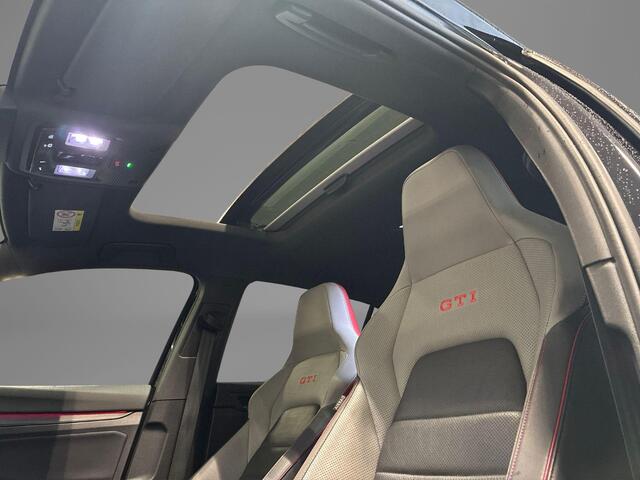 Volkswagen GOLF 2.0 TSI 245pk DSG GTI · Panoramadak · Camera · Harman Kardon Sound · Matrix LED · Leder Vienna · Alarmklasse 3 · Elek. Bestuurdersstoel + Geheugen ·