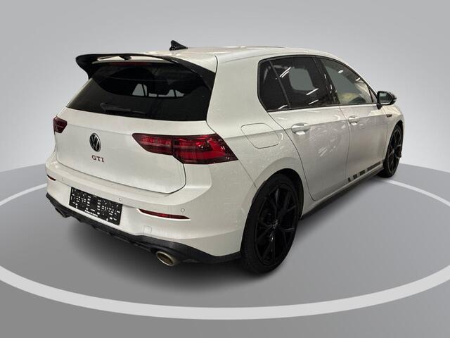 Volkswagen GOLF 2.0 TSI 300pk DSG GTI Clubsport · Panoramadak · Camera · Apple/Android Car Play · Sfeerverlichting · Stoel-& Stuurverwarming · 19'' Inch ·