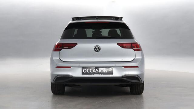 Volkswagen GOLF 1.5 eHybrid 204pk Life Edition DSG / Panoramadak / Stoel+Stuurverwarming / Camera