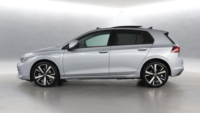 Volkswagen GOLF 1.5 eHybrid 204pk Life Edition DSG / Panoramadak / Stoel+Stuurverwarming / Camera