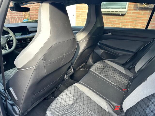 Volkswagen GOLF 1.5 ETSI R-LINE BNS+