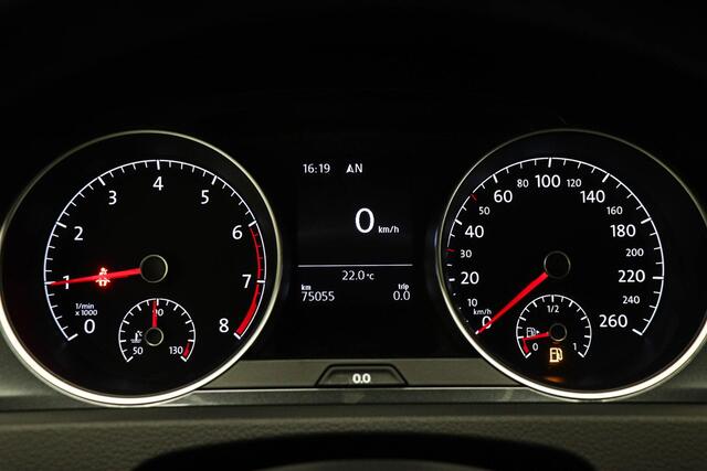 Volkswagen GOLF 1.0 TSI Comfortline Business R-Line | COMFORT PACK | ERGO ACTIVE | MASSAGE | STOELVERWARMING | DAB | APPLE