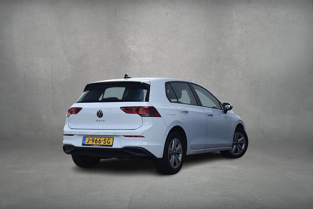 Volkswagen GOLF 1.0 TSI Life Business | AppleCarplay | Stuur- Stoelverw. | Climate | Adaptive |