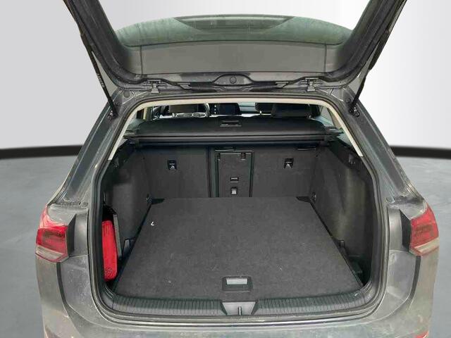 Volkswagen GOLF Variant 1.5 eTSI 130pk Life Business Premium / Trekhaak / Navigatie / Travel Assist / LED Plus