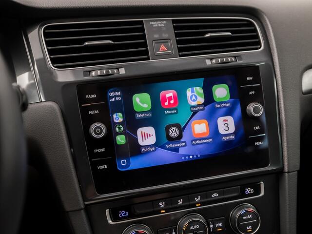 Volkswagen GOLF 1.4 TSI Sportline (APPLE CARPLAY, 1e EIGENAAR, GROOT NAVI, CAMERA, CLIMATE, SPORTSTOELEN, GETINT GLAS, ADAPTIVE CRUISE, NIEUWE APK, NIEUWSTAAT)