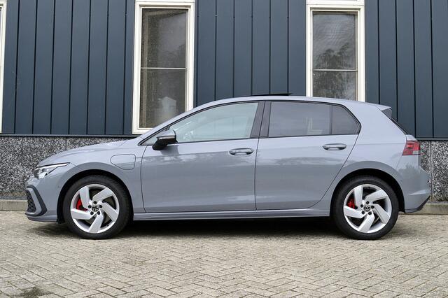 Volkswagen GOLF 1.4 eHybrid GTE Rijklaarprijs-Garantie Panoramadak Camera Led Apple carplay SOH 89.6%