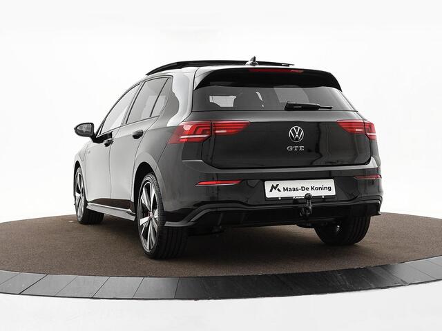 Volkswagen GOLF 1.5 eHybrid 272pk DSG GTE · Panoramadak · Camera · Head-Up Display · Inklap. Trekhaak · Stuur- & Stoelverwarming · Dodehoeksensor · Garantie t/m 08-09-2030 of 100.000km