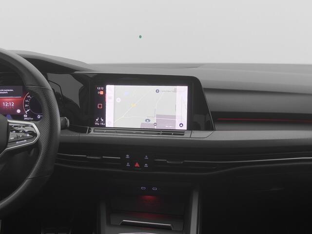 Volkswagen GOLF 1.4 eHybrid GTE | PANO | CAMERA | ADAPTIVE | HUD | STOEL- EN STUURVERW.
