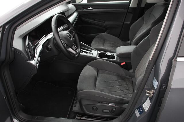 Volkswagen GOLF 1.5 TSI 162 pk Variant Style DSG Navigatie Climate Control Adaptieve Cruise Control Lane Assist Privacy Glass Stoel/Stuurverwarming LED PDC V+A Camera Electrische bedienbare Achterklep