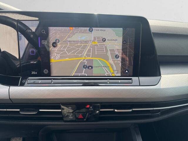 Volkswagen GOLF Variant 1.0 TSI Life+ Dealer Onderhouden, Carplay, Android Auto, Lane assist, Sfeerverlichting