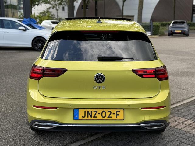 Volkswagen GOLF 1.4 eHybrid GTE 32.000 KM! | PANO | HEAD-UP DISPLAY | KEYLESS | IQ LED MATRIX | WINTERPAKKET | CAMERA | ADAPTIEVE CRUISE CONTROL | DODEHOEKDETECTIE | ALL SEASONS | FULL OPTIONS | RIJKLAAR + 12 MND BOVAG GARANTIE