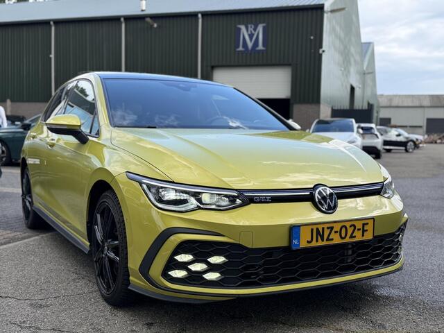 Volkswagen GOLF 1.4 eHybrid GTE 32.000 KM! | PANO | HEAD-UP DISPLAY | KEYLESS | IQ LED MATRIX | WINTERPAKKET | CAMERA | ADAPTIEVE CRUISE CONTROL | DODEHOEKDETECTIE | ALL SEASONS | FULL OPTIONS | RIJKLAAR + 12 MND BOVAG GARANTIE