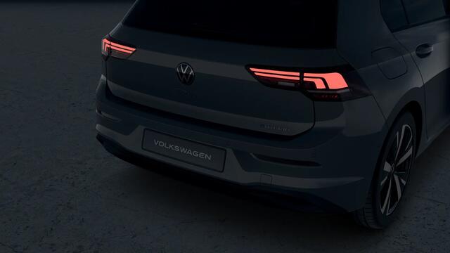 Volkswagen GOLF 1.5 eHybrid 204 6DSG eHybrid Life Edition | 'App-Connect' draadloze smartphone integratie | Achterbank in ongelijke delen neerklapbaar incl. middenarmsteun en doorlaadmogelijkheid | Afstandscontrolesysteem (Front Assist)