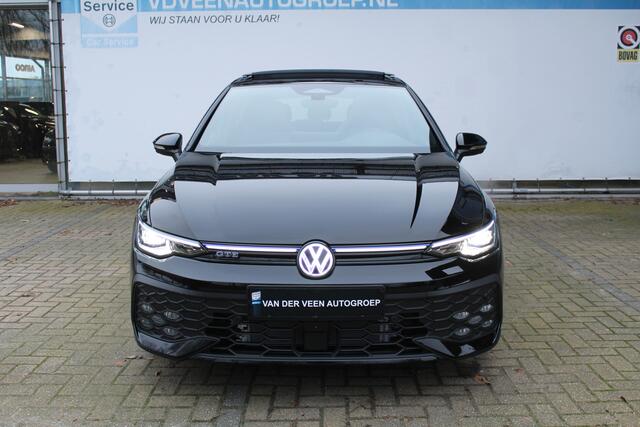 Volkswagen GOLF 8.5 1.5 eHybrid GTE 272 Pk | Panorama dak | Stoel/Stuur verwarming | 360* Camera | Schuif/Kantel dak | Adaptive cruise controler | Keyless start | Apple CarPlay/Android Auto | Draadloze telefoonlader | IQ.Lights | Climate controle | Parkeersensoren V+A |