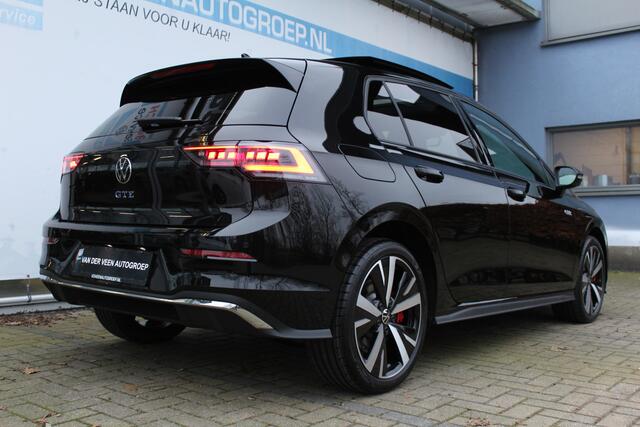 Volkswagen GOLF 8.5 1.5 eHybrid GTE 272 Pk | Panorama dak | Stoel/Stuur verwarming | 360* Camera | Schuif/Kantel dak | Adaptive cruise controler | Keyless start | Apple CarPlay/Android Auto | Draadloze telefoonlader | IQ.Lights | Climate controle | Parkeersensoren V+A |