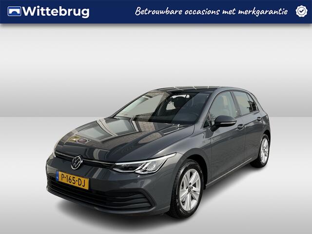 Volkswagen GOLF 1.0 eTSI Life / AUTOMAAT/ LED/ PARKEER SENSOREN V+A/ CAMERA/ ACC/ APP-CONNECT/ VIRTUAL COCKPIT/ SFEER VERLICHTING/ DAB/ NAVI/ CLIMA/ 16'' LMV
