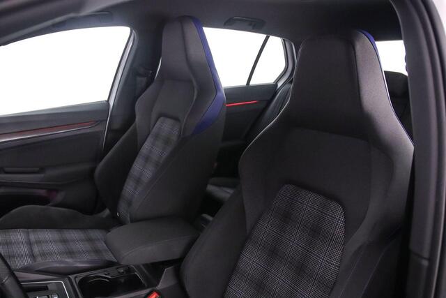 Volkswagen GOLF GTE 1.4 TSI eHybrid 245pk DSG Automaat Adaptive cruise control, Navigatie, LED koplampen, Parkeersensoren, App connect, Airco, DAB, Radio