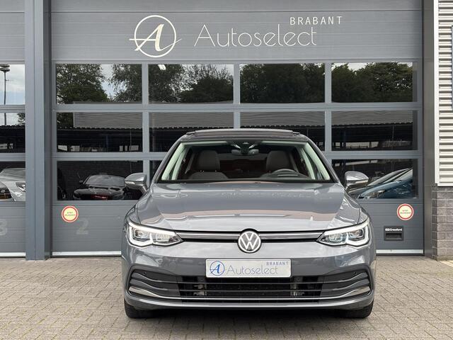 Volkswagen GOLF 1.5 eTSI Style Headup| Panorama| Cruise.ctrl