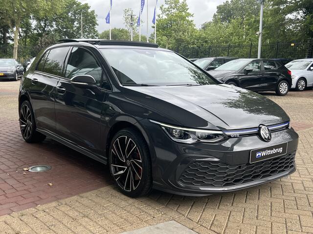 Volkswagen GOLF 1.4 DSG eHybrid GTE / Panorama dak / Bekleding Leder / Geheugen stoel / 18'' LMV