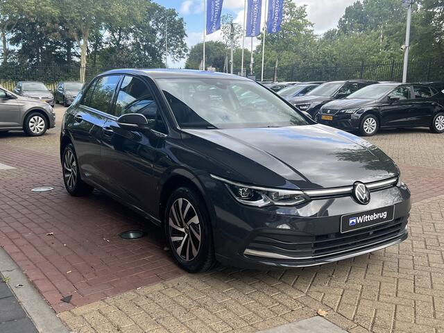 Volkswagen GOLF 1.4 eHybrid 204pk DSG Style / Virtual cockpit / Memory Seats / App. Connect / 16 LMV