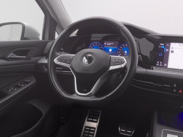 Volkswagen GOLF 1.5 eTSI 130 PK DSG-7 Style | PANO | CAMERA | ADAPTIVE | STOELVERW.