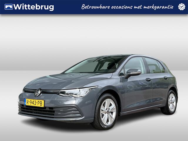 Volkswagen GOLF 1.0 eTSI Life / Virtual cockpit / Led / Navigatie / Adaptive Cruise