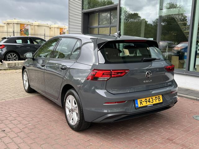 Volkswagen GOLF 1.0 eTSI Life / Virtual cockpit / Led / Navigatie / Adaptive Cruise