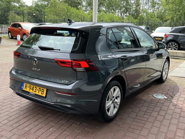 Volkswagen GOLF 1.0 eTSI Life / Virtual cockpit / Led / Navigatie / Adaptive Cruise