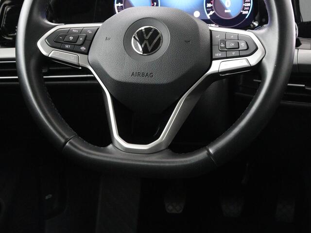 Volkswagen GOLF 1.0 TSI Life | Carplay | Adaptive cruise | Navigatie | Parkeerhulp | Full LED | Climate control | DAB | Bluetooth | Digital cockpit