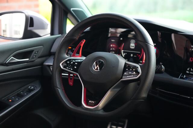 Volkswagen GOLF 2.0 TSI GTI Clubsport 300pk Panoramdak/HarmanKardon/Camera