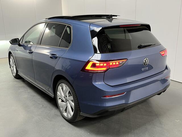 Volkswagen GOLF 1.5 eHybrid GTE / AUTOMAAT/ GARANTIE TM 07-2030/ 272PK/ PANO/ TREKHAAK/ DCC/ ACC/ APP-CONNECT/ PARK.SENSOR. + 360 CAMERA/ STUUR+STOELVERWARM./ KEYLESS/ DODEHOEK/ HEAD-UP/ NAVI/ DAB/ CLIMA/ LED/ 18'' LMV
