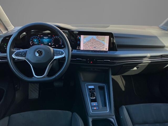 Volkswagen GOLF 1.5eTSI/150PK DSG Style · Navigatie · Stoelverwarming Apple/Android Car Play ·