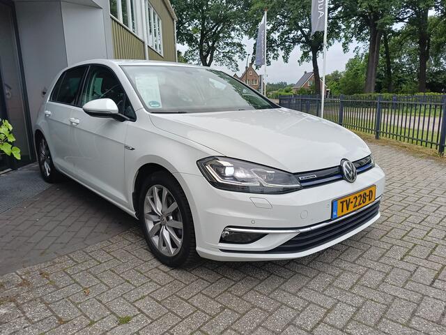 Volkswagen GOLF 1.5 TSI Highline | Led | DSG | Adaptieve cruise controle |