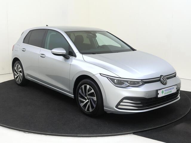 Volkswagen GOLF 1.4 eHybrid | SoH 95% | Keyless | Dodehoek detectie | Achteruitrijcamera | Adaptieve cruise control | Navigatie | Massagefunctie bestuurdersstoel | CarPlay |
