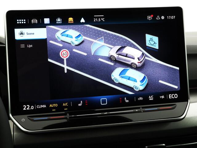 Volkswagen GOLF Life Edition 1.5 eHybrid 204 PK 6 versn. DSG · Achteruitrijcamera · Draadloze telefoonlader · Comfort pakket ·