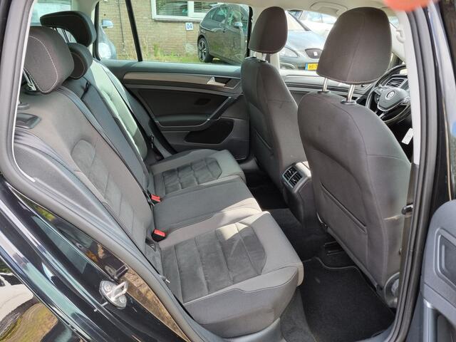 Volkswagen GOLF Variant 1.0 TSI Highline ?MOOIE AUTO ?CARPLAY ?TREKHAAK