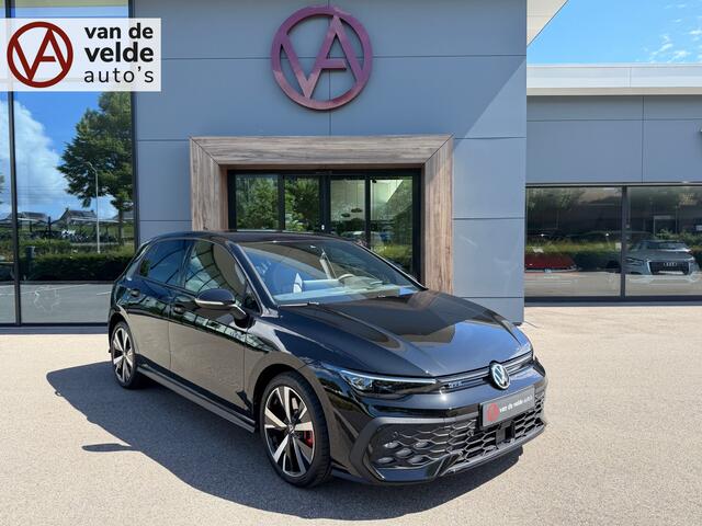 Volkswagen GOLF 1.5 eHybrid GTE 272pk | Trekhaak | IQ light | Camera | Head-up | Rijklaar incl. garantie