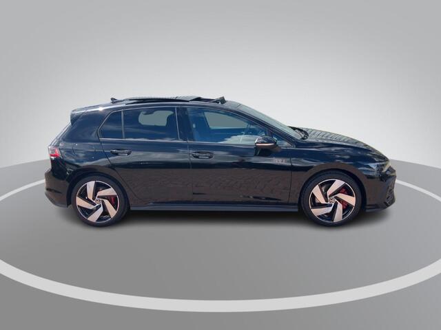 Volkswagen GOLF 2.0TSI/265PK GTI DSG · Panoramadak · Camera · Trekhaak · Apple/Android Car Play · Garantie t/m 27-03-2030 of 100.000km