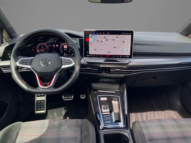 Volkswagen GOLF 2.0TSI/265PK GTI DSG · Panoramadak · Camera · Trekhaak · Apple/Android Car Play · Garantie t/m 27-03-2030 of 100.000km