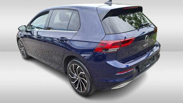 Volkswagen GOLF 1.4 eHybrid 204pk Style DSG Automaat Memory / Camera / LED koplampen / 17" LMV / Navigatie / Digital Cockpit HAL