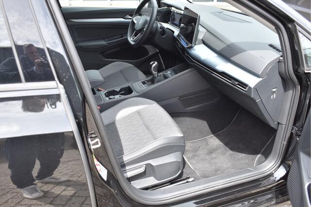 Volkswagen GOLF Variant 1.5 TSI GOAL Edition , BOUWJAAR 2025 MODEL JAAR 2026