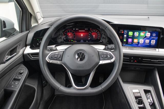 Volkswagen GOLF 1.0 eTSI Life Harman Kardon Stoelverwarming ACC Sfeerverlichting